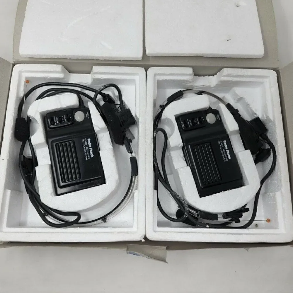 VINTAGE RADIO SHACK HANDS FREE WALKIE TALKIE HEADSET TRC-506 SET OF 2 TESTED - Picture 3 of 9